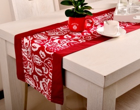 Table Runner2